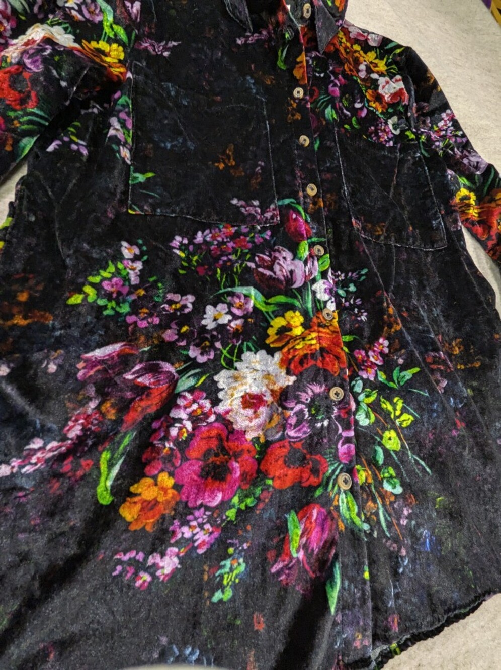 Anthro Pilcro Velvet Button Up Floral Long Sleeve Hadley Relaxed Black Artsy M - Picture 3 of 11